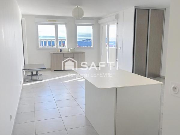 T3 ÉTAT NEUF, PEU HABITÉ /  AVEC VUE MER / TERRASSE / STATIONNEMENT /