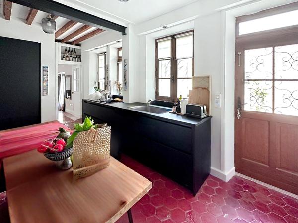 Longère de charme avec logement loué et grange