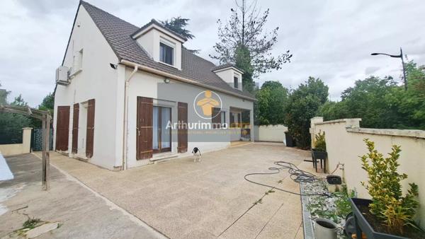 Vente                                                      Maison
                        
                     8 pièces                      142 m2                     à Sarcelles