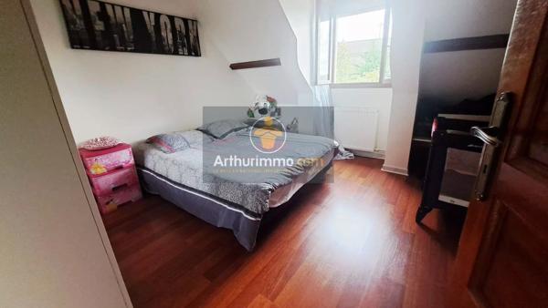Vente                                                      Maison
                        
                     8 pièces                      142 m2                     à Sarcelles