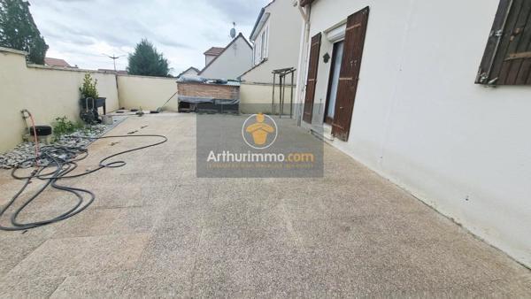 Vente                                                      Maison
                        
                     8 pièces                      142 m2                     à Sarcelles