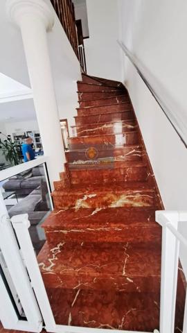 Vente                                                      Maison
                        
                     8 pièces                      142 m2                     à Sarcelles