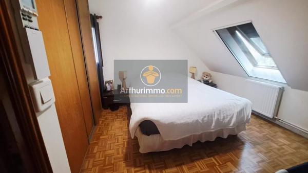 Vente                                                      Maison
                        
                     8 pièces                      142 m2                     à Sarcelles