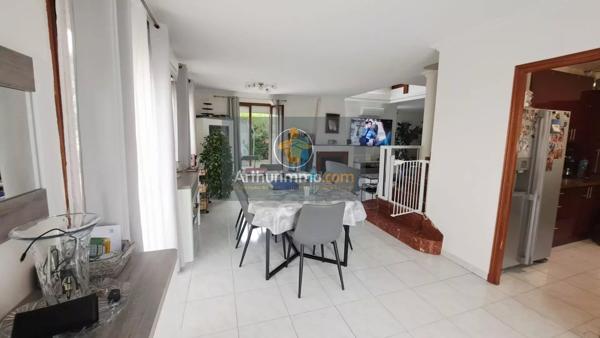 Vente                                                      Maison
                        
                     8 pièces                      142 m2                     à Sarcelles