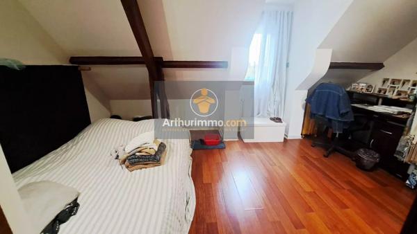 Vente                                                      Maison
                        
                     8 pièces                      142 m2                     à Sarcelles