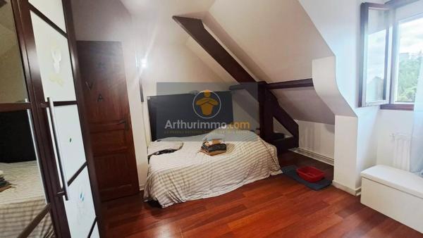 Vente                                                      Maison
                        
                     8 pièces                      142 m2                     à Sarcelles