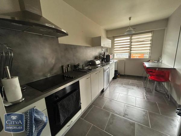 Appartement à louer 3 pièces 92.54m² Laval (53000)