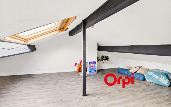 Maison à vendre    6 pièces • 145 m2 Pierre-Bénite