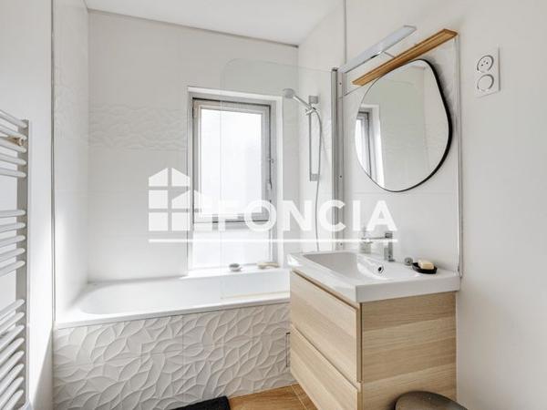 À vendre Appartement 4 pièces 103 m² - Lille 59800