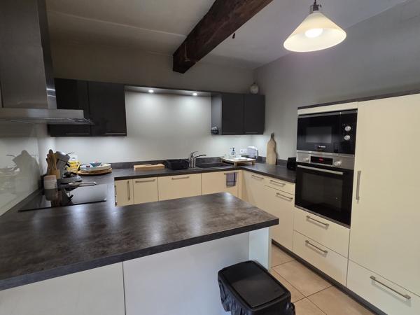 Maison de village à Marciac 95 m2 avec jardin garage et atelier
