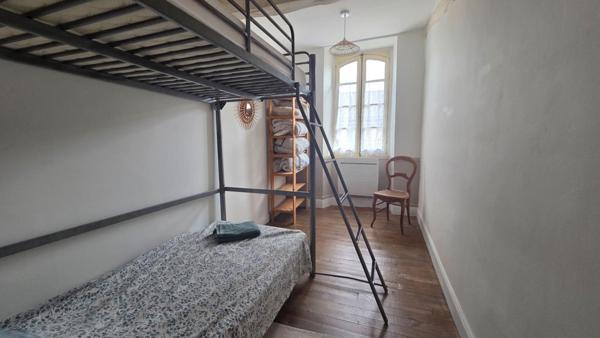 Maison de village à Marciac 95 m2 avec jardin garage et atelier