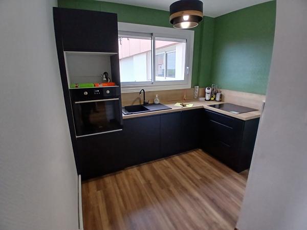 APPARTEMENT LAVAL 3 PIECES 43 M2
