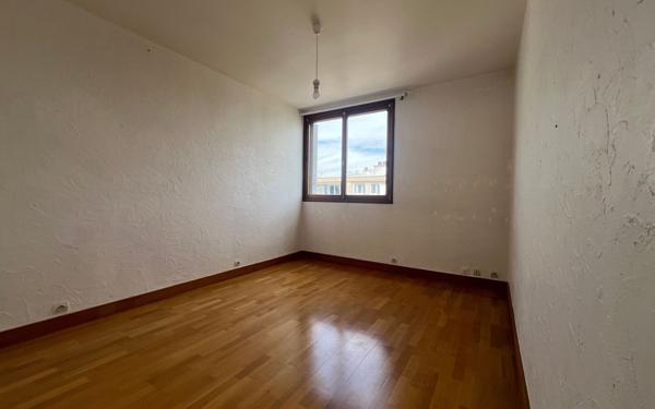 Appartement à vendre    4 pièces • 66,75 m2 Le Plessis-Robinson