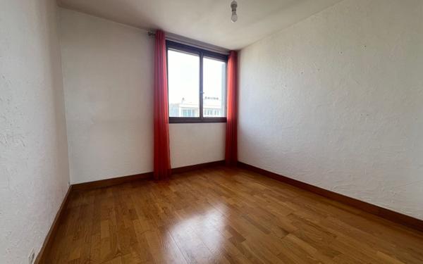 Appartement à vendre    4 pièces • 66,75 m2 Le Plessis-Robinson