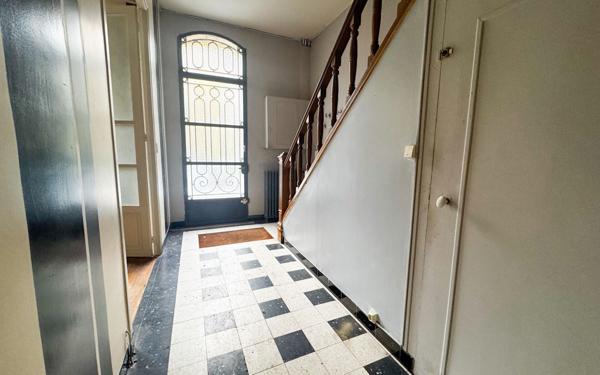 Maison à vendre    6 pièces •  Saint-Quentin