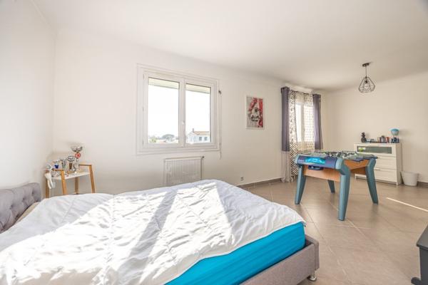 Maison à vendre |  Surgères |  7 pièces | 140 m²