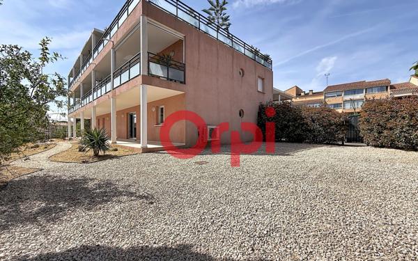 Appartement à vendre    4 pièces • 119 m2 Sanary-sur-Mer