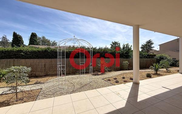 Appartement à vendre    4 pièces • 119 m2 Sanary-sur-Mer