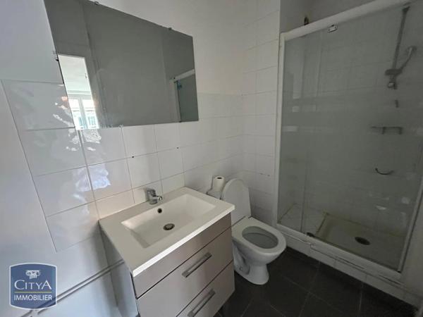 Appartement à louer 2 pièces 64.87m² Saint-Étienne (42000)