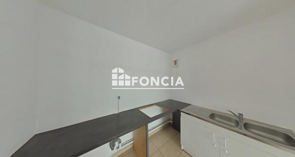 Location Appartement 2 pièces 49.18 m² - La Plaine St Denis 93210