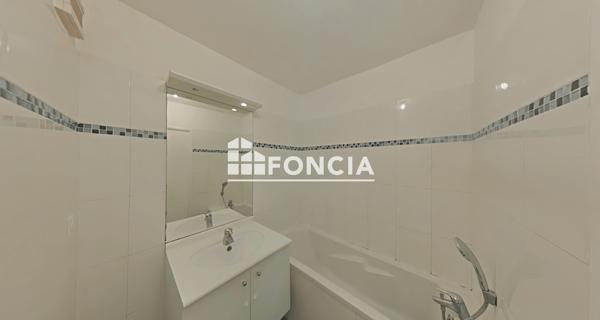 Location Appartement 2 pièces 49.18 m² - La Plaine St Denis 93210