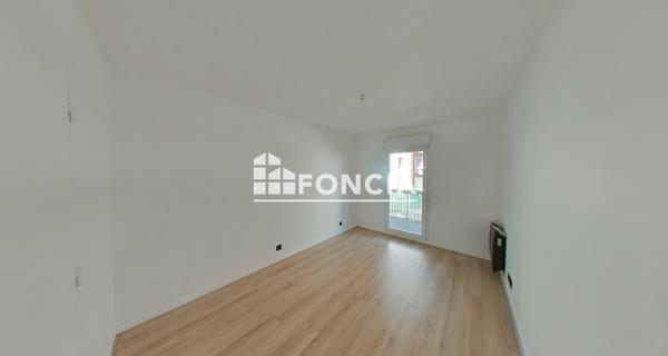 Location Appartement 2 pièces 49.18 m² - La Plaine St Denis 93210