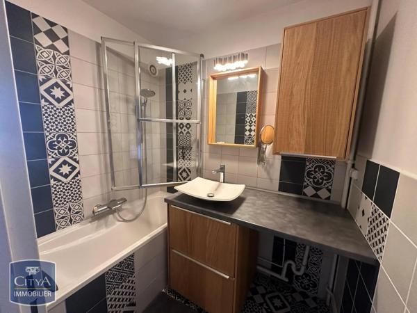 Appartement à louer 2 pièces 53.22m² Dijon (21000)