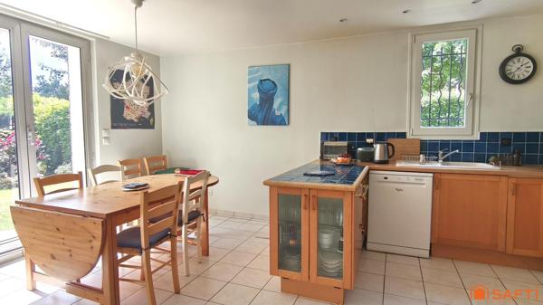 Une maison pensée pour la vie de famille, dans une résidence dédiée aux enfants