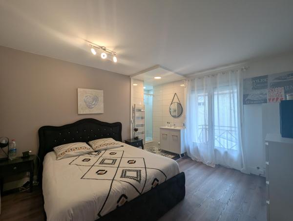 "LA SOMPTUEUSE " — Pour une  famille qui a besoin de place, l'investisseur qui a du flair et le chef d'entreprise qui veut tout réunir — Frépillon (95740)