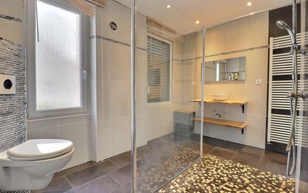 Maison à vendre    5 pièces •  Petite-Rosselle