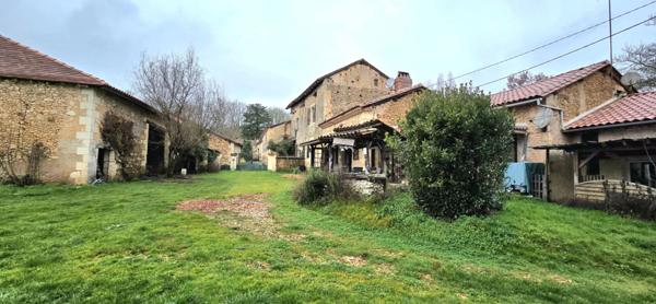 Maison avec gite et dépendance