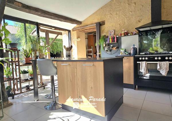 Maison avec gite et dépendance