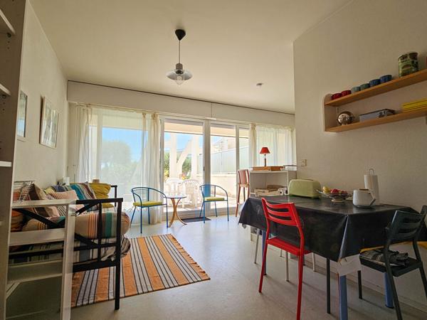 LA ROCHELLE - LES MINIMES - STUDIO BIS FACE À L'OCÉAN AVEC TERRASSE PLEIN SUD  La rochelle