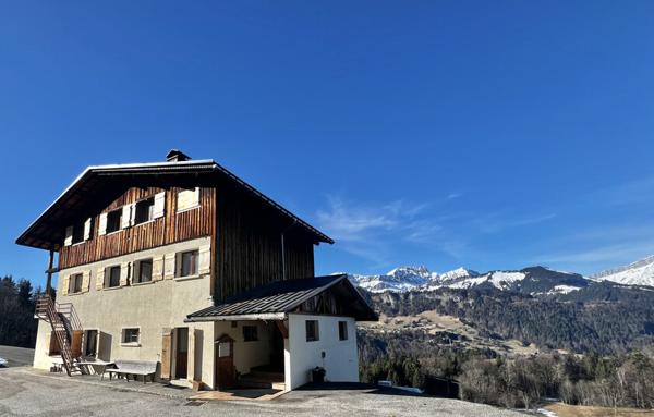 Maison de 328 m²