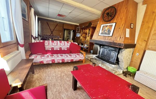 Maison de 328 m²