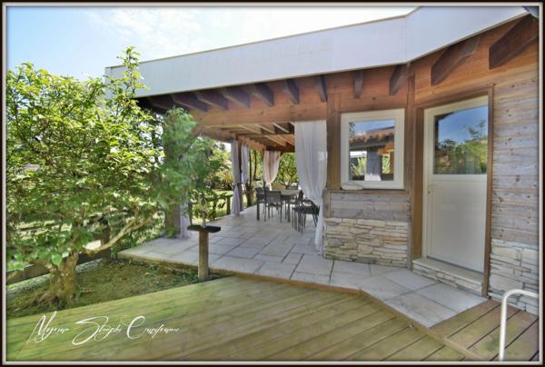 Maison à vendre de 9 pièces (40) de 220 m² avec dépendances, proche lac de Soustons