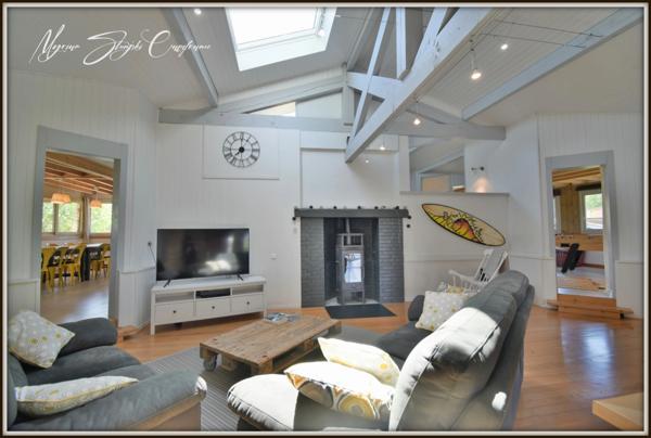 Maison à vendre de 9 pièces (40) de 220 m² avec dépendances, proche lac de Soustons