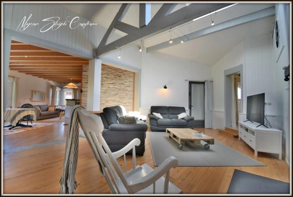 Maison à vendre de 9 pièces (40) de 220 m² avec dépendances, proche lac de Soustons