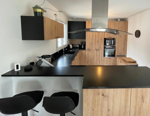 à vendre Maison au calme récente de plain pied avec véranda 5 pièces SAINT PAUL LES DAX (40) , DPE A