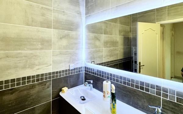 Appartement à vendre    3 pièces • 77 m2 Caluire-et-Cuire