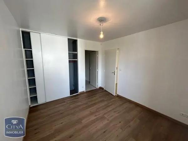 Appartement à louer 2 pièces 51.95m² Saint-Cyr-sur-Loire (37540)