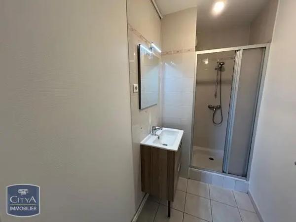Appartement à louer 2 pièces 51.95m² Saint-Cyr-sur-Loire (37540)