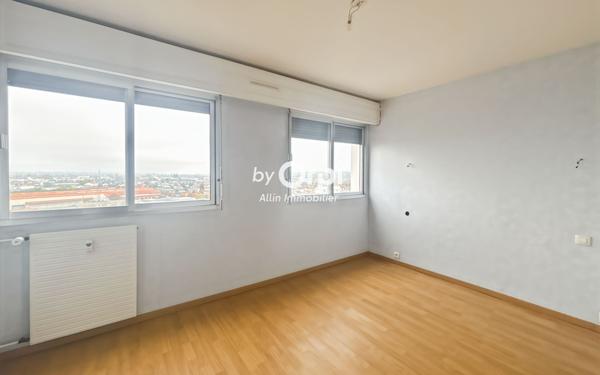 Appartement à vendre    3 pièces • 89,19 m2 Montluçon