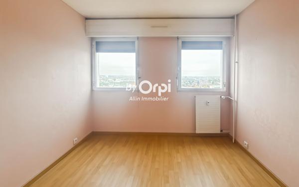 Appartement à vendre    3 pièces • 89,19 m2 Montluçon