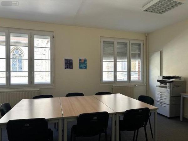 Fonds et/ou murs commerciaux à louer à Neufchâtel-en-Bray en Seine-Maritime (76270), ref : L152