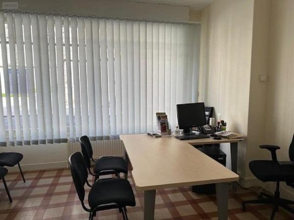 Fonds et/ou murs commerciaux à louer à Neufchâtel-en-Bray en Seine-Maritime (76270), ref : L152