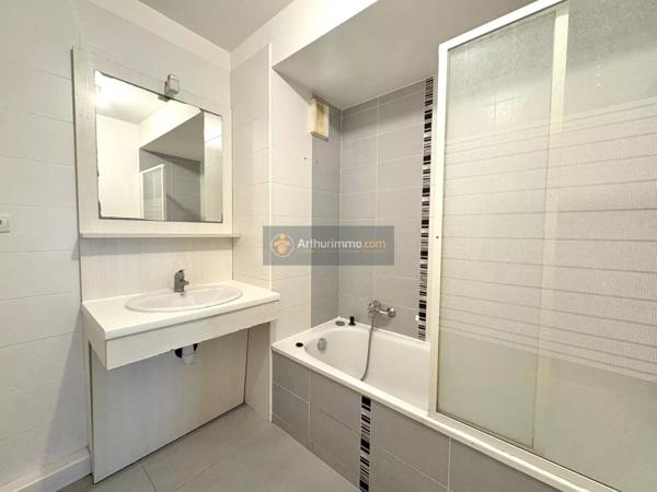 Vente Appartement 3 pièces 68 m2 à Fréjus