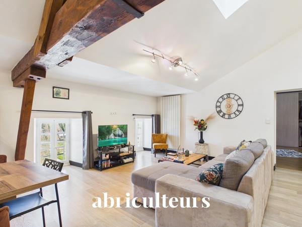 Immeuble polyvalent de 333 m² Saint-Savinien