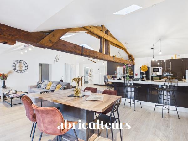 Immeuble polyvalent de 333 m² Saint-Savinien