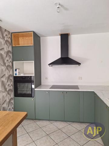 Location maison Jonzac : 840 € - AJP Immobilier Pons